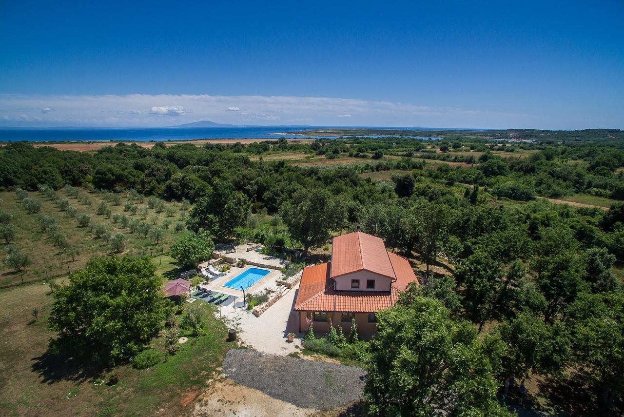 Beautiful Villa Palera With Private Pool Near Pula Ližnjan エクステリア 写真